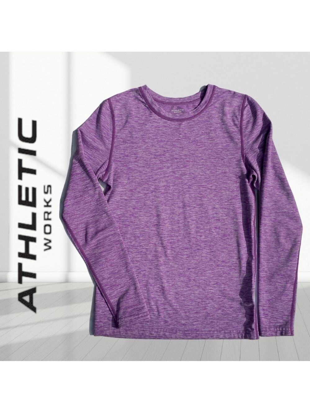 🌸3/$25🌸 
-Athletic work long sleeve